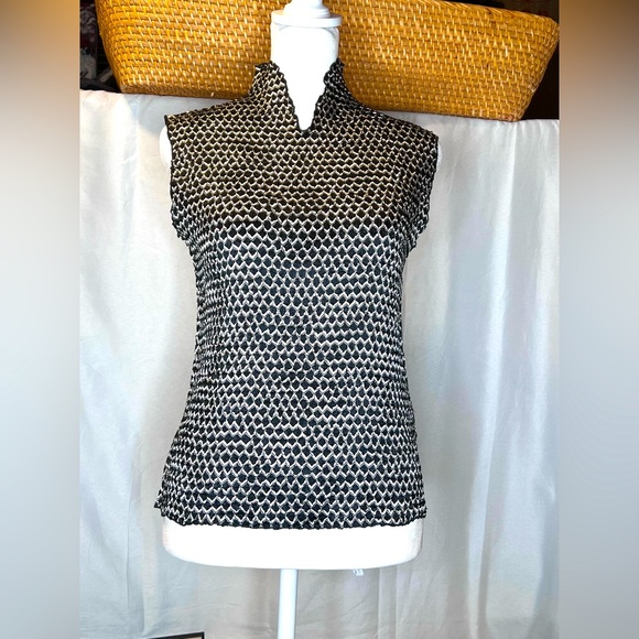 Casual Corner Tops - Vintage Casual Corner Annex Chic Sleeveless Blouse Size Medium